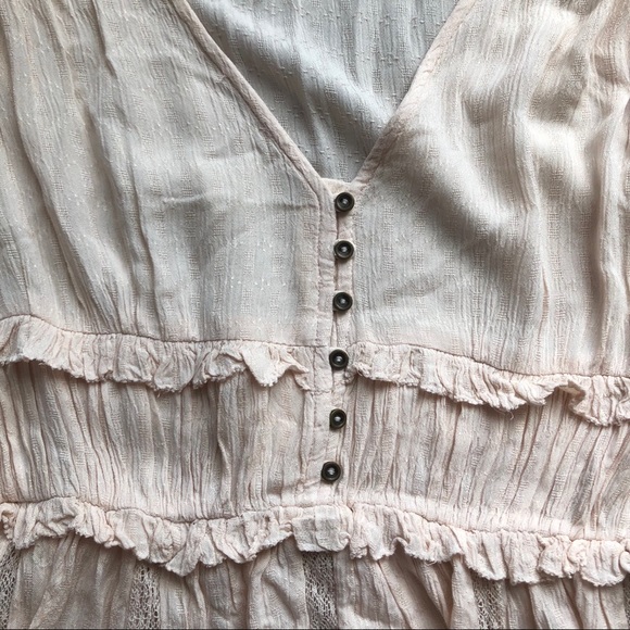 American Eagle Cream Blouse - Picture 3 of 4